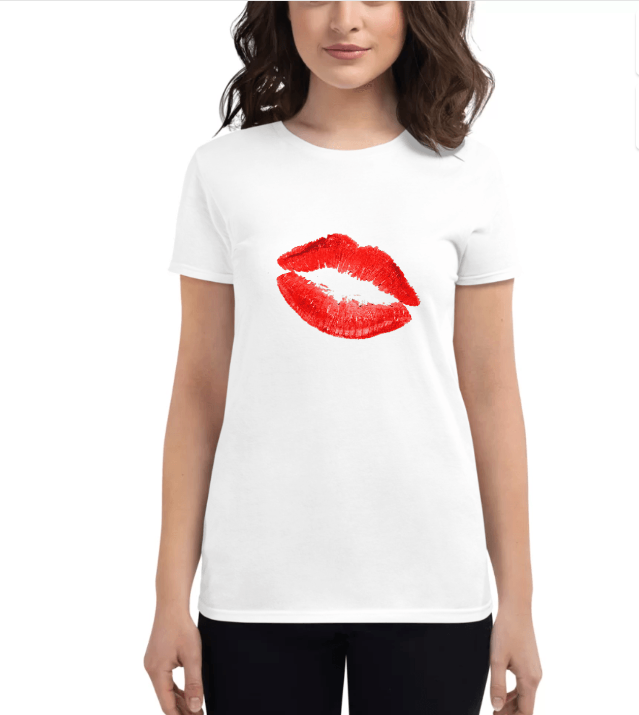 Red Lips T-shirt - LuLuBdesign